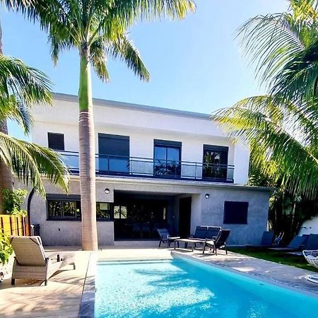 Villa Fleur De Coco - 8P. - Piscine Privee - Haut Standing Сен-Пиер Екстериор снимка